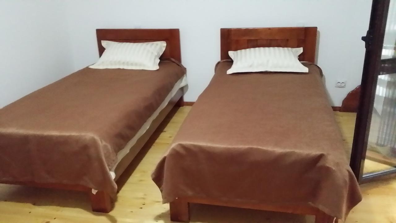 Cabana Barlogul Lupilor Villa Berevoesti Exterior foto